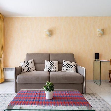 Le Drive Apartment Saint-Raphaël Екстериор снимка