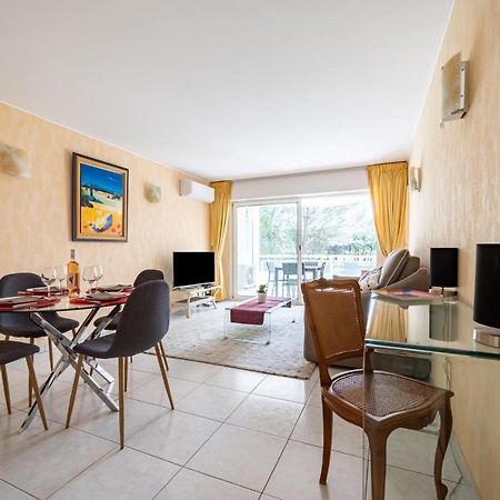 Le Drive Apartment Saint-Raphaël Екстериор снимка