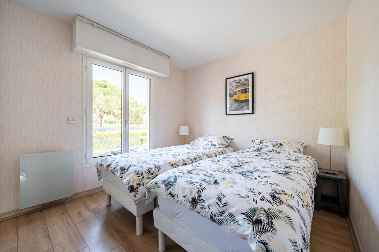 Le Drive Apartment Saint-Raphaël Екстериор снимка